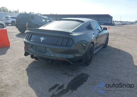 2016 Ford Mustang V6 z USA, uszkodzony, nr VIN 1FA6P8AM6G5210952